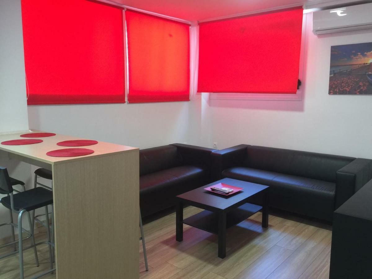 Loutraki Hostel Bagian luar foto