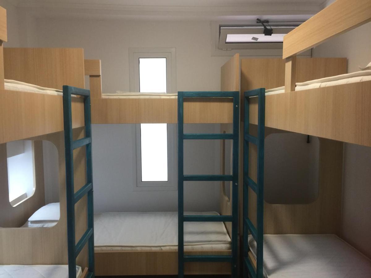 Loutraki Hostel Bagian luar foto